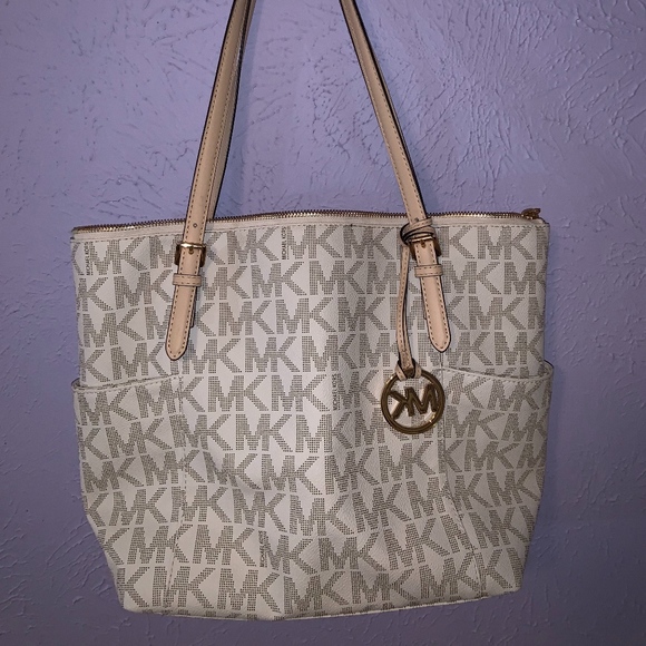 Micheal Kors Jet Set Logo Tote - Picture 1 of 2